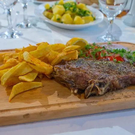 Oikoperiigitis Kerkíni