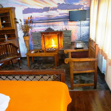 Hotel Oikoperiigitis 3*