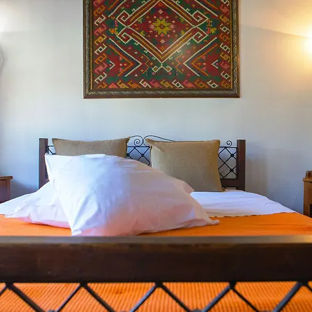 Hotel Oikoperiigitis Kerkíni