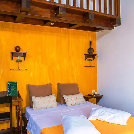 Hotel Oikoperiigitis Kerkíni