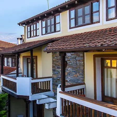 Ξενοδοχείο οικοπεριηγητής 3*