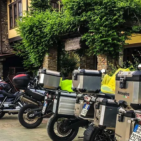 Oikoperiigitis 3* Kerkíni