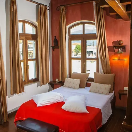 Hotel Oikoperiigitis