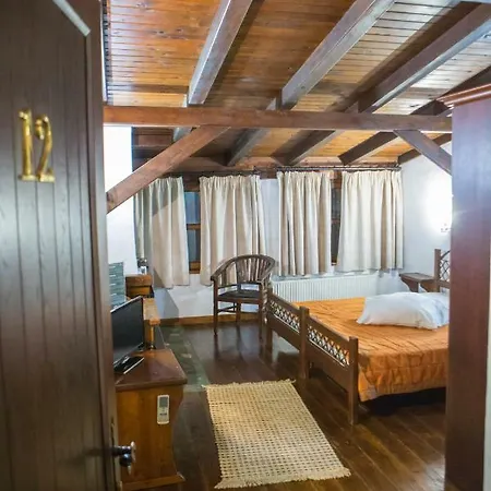 Hotel Oikoperiigitis