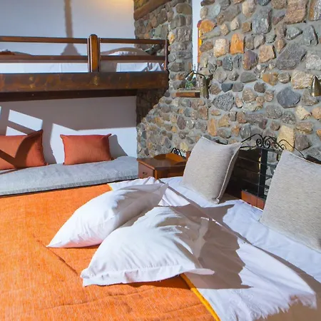 Oikoperiigitis Kerkíni