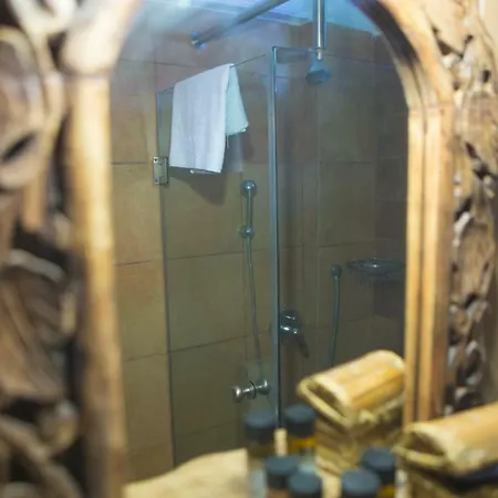 Oikoperiigitis Kerkíni