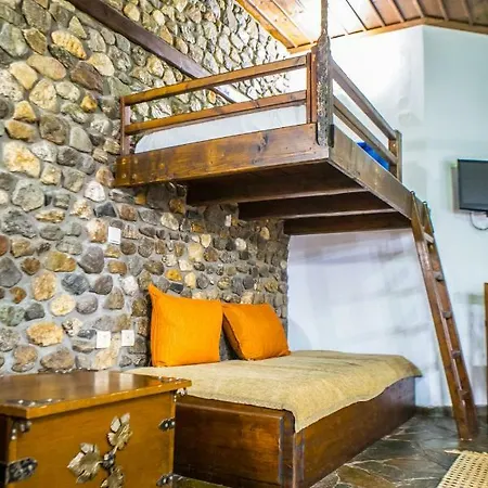 Hotel Oikoperiigitis 3*