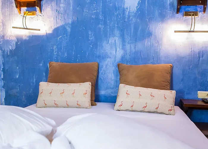 Oikoperiigitis Hotel