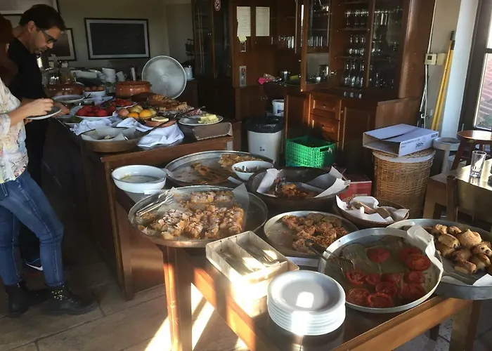 Hotel Oikoperiigitis 3*