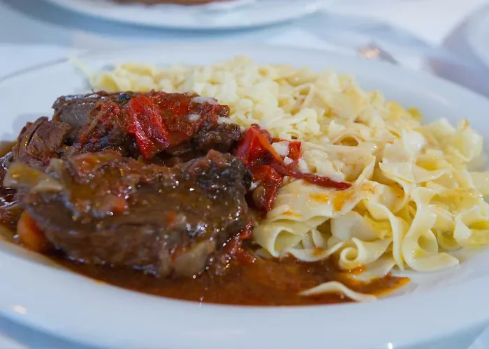 Oikoperiigitis Hotel