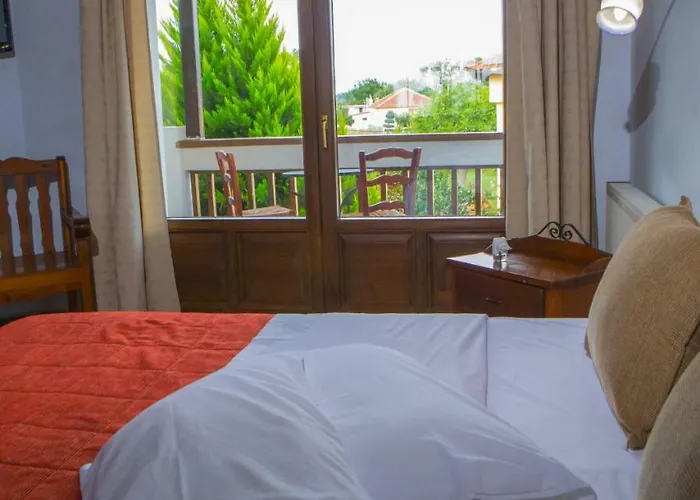 Oikoperiigitis 3* Kerkini